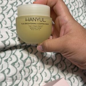 Hanyul Yuja Brightening Sleeping Mask